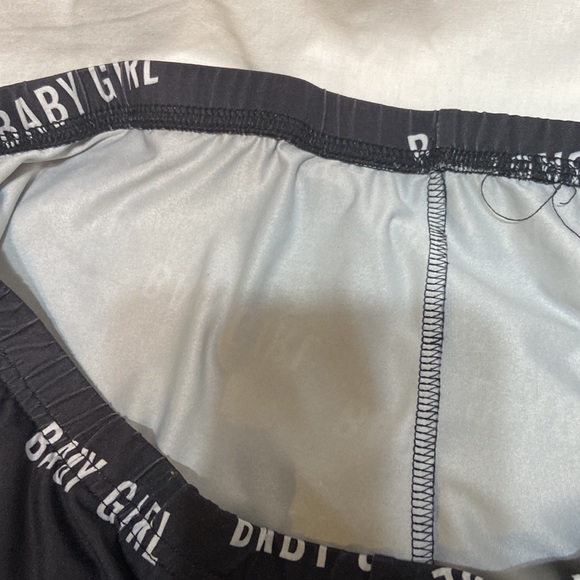 Womens silky shorts 18” waist 20” length, elastic waist SHEIN CURVE 4XL - Picture 4 of 5